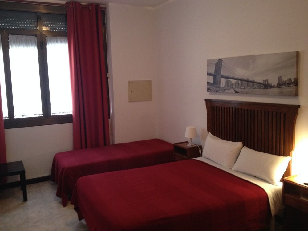 Hostal Absolut Stay Barcelona Exterior foto
